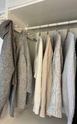 Kleiderschrank