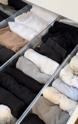 Kleiderschrank